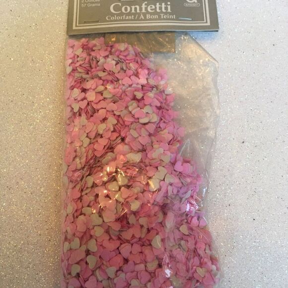 TULLE & Heart Confetti perfect for party table decor! - Picture 5 of 10